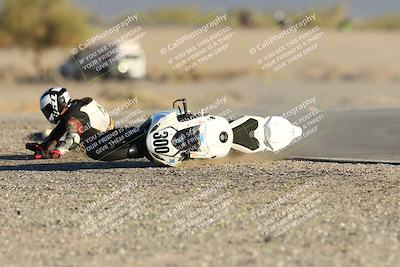 media/Dec-06-2025-CVMA (Sat) [[4a896cc04c]]/Race 15-Formula 2-CVMA Hooligans-American Thunder/